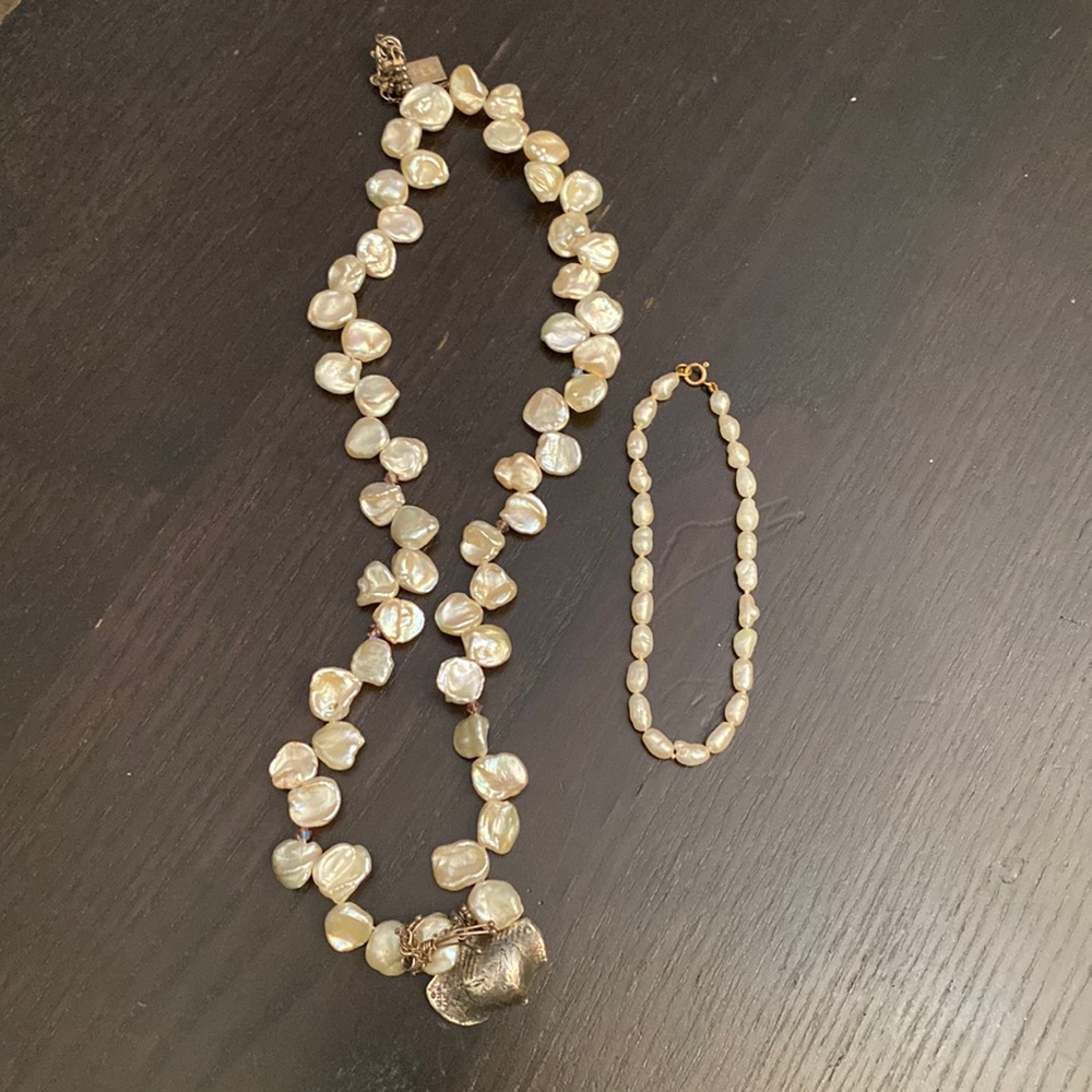Freshwater Pearl necklace and bracelet combo